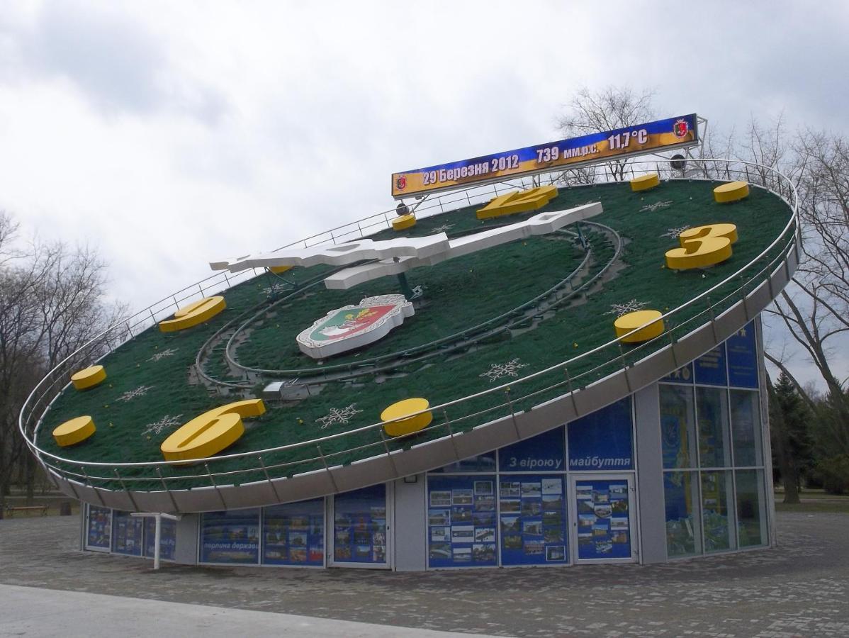 Однокімнатні Апартаменти Повністю Krivoy Rog Exterior foto